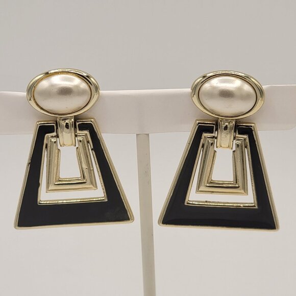Large Geometric Faux Pearl Clip-on Earrings - Picture 2 of 5